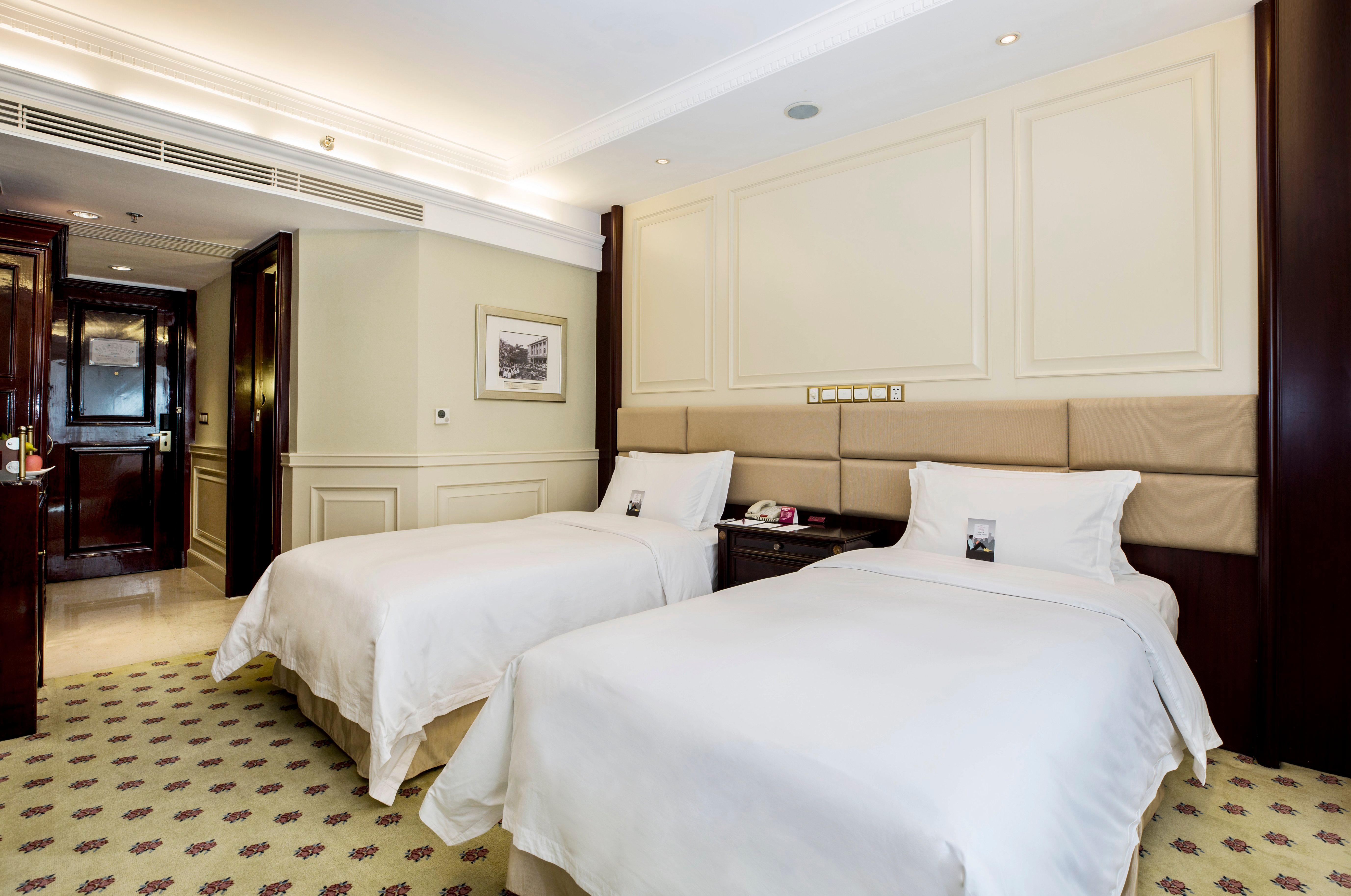 Crowne Plaza Hotel & Suites Landmark Shenzhen By Ihg - Nearby Luohu Border, Indoor Heated Swimming Pool, Complimentary Welcome Drink Екстер'єр фото