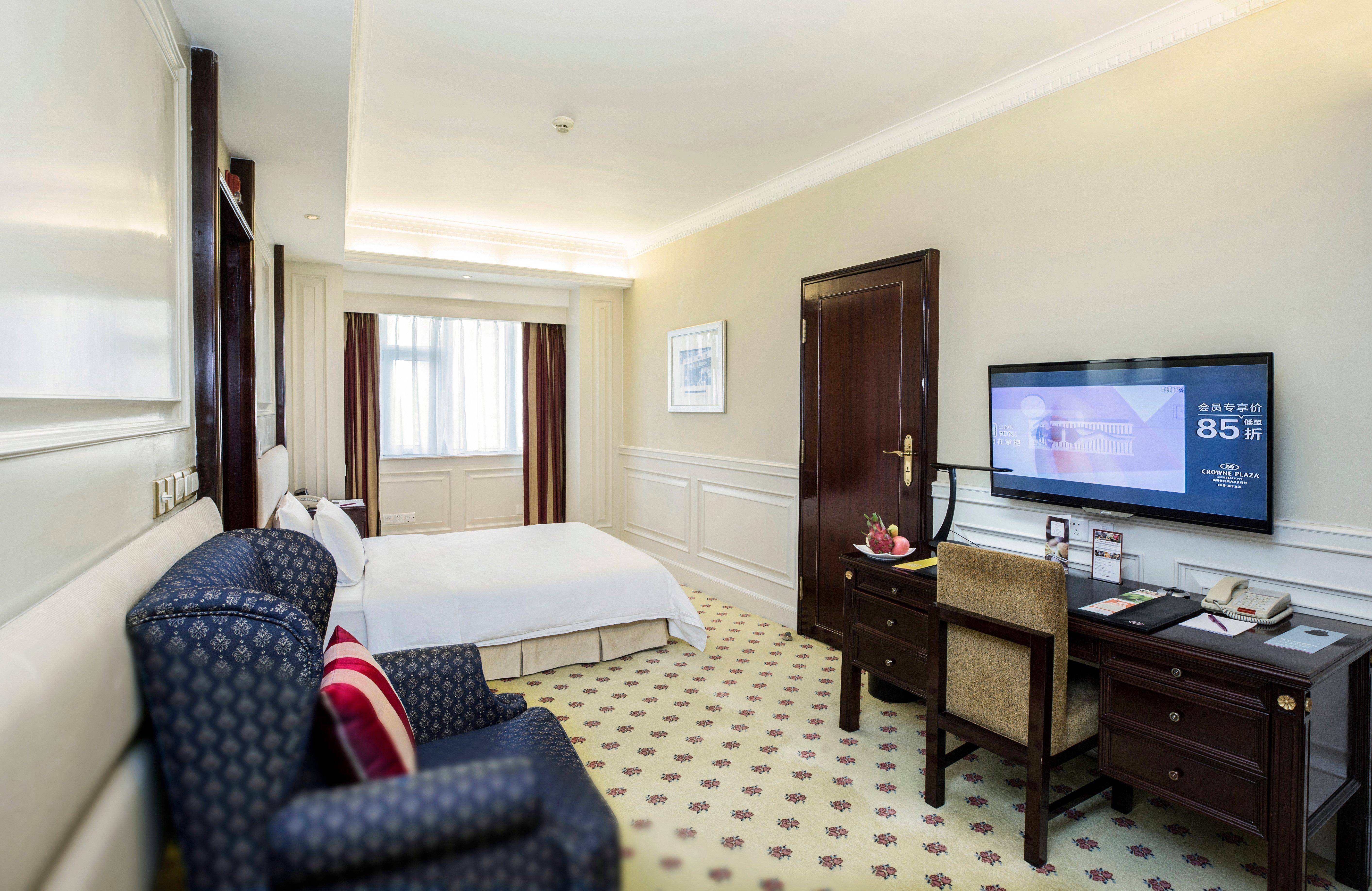 Crowne Plaza Hotel & Suites Landmark Shenzhen By Ihg - Nearby Luohu Border, Indoor Heated Swimming Pool, Complimentary Welcome Drink Екстер'єр фото
